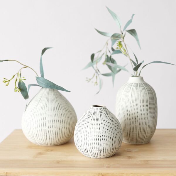 Close-up of vase silhouette detail on this Set of 3 Dotted Stoneware Stoneware Bud Vases