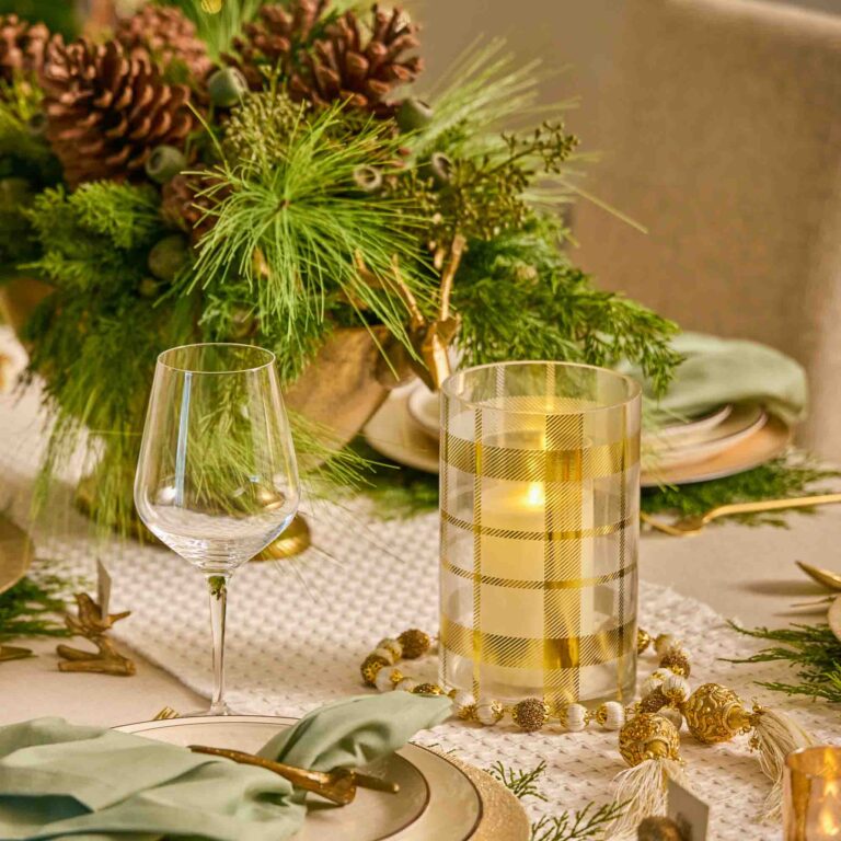 Close-up of vase silhouette detail on this Gold Plaid Pattern Embossed Clear Glass Holiday Vase