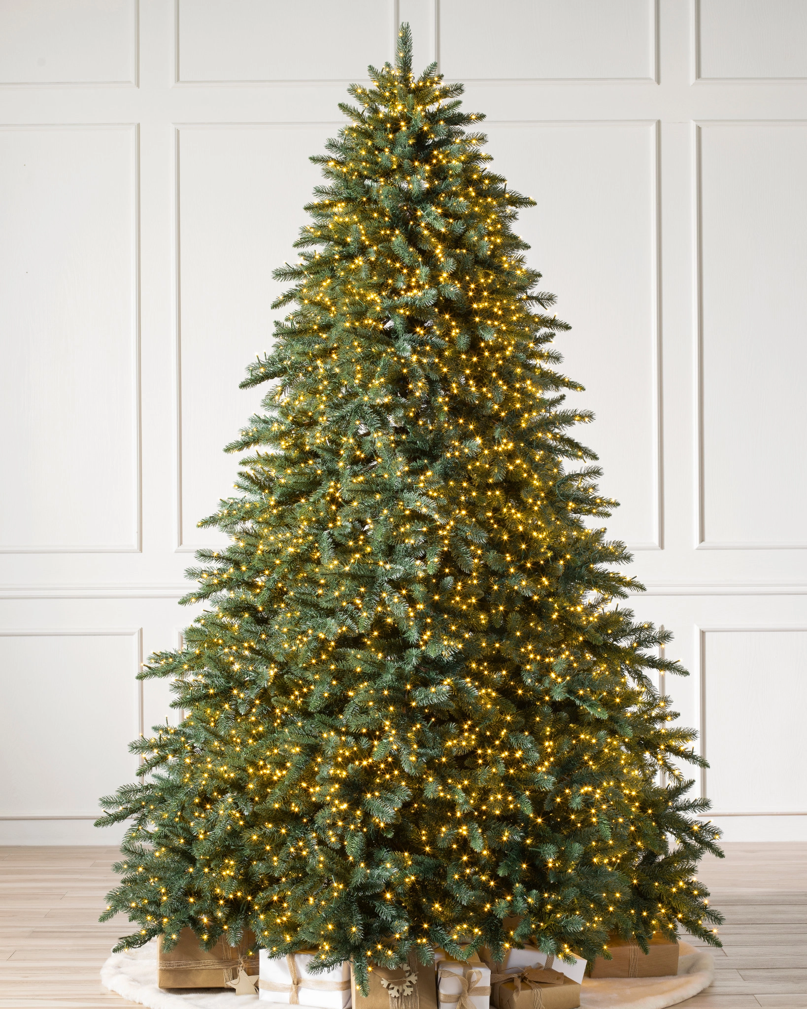ETF-F2_Aspen-Estate-Fir-Flip_UltraBright_SSC.webp Aspen Estate Fir Flip TreeĀ®