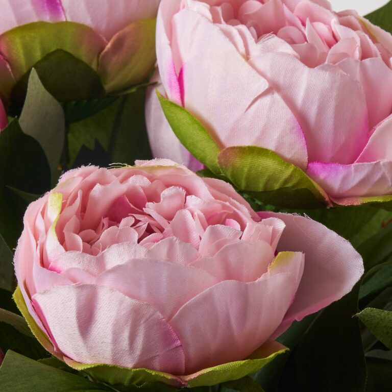 Close-up of bloom tips on this Deluxe Light Pink Silk Backyard Bush Stem Bouquet