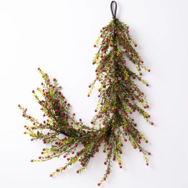 Wild Cranberry and Leaf Holiday Mantle Table Runner Garland