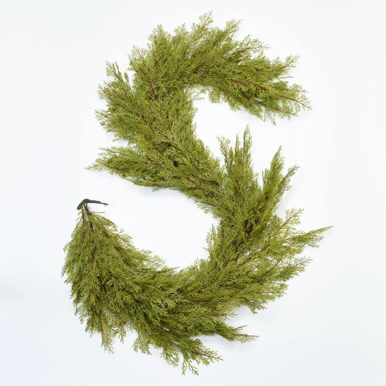 Real Touch Cedar Christmas Holiday Front Door Garland Classic Winter Greenery Table Runner