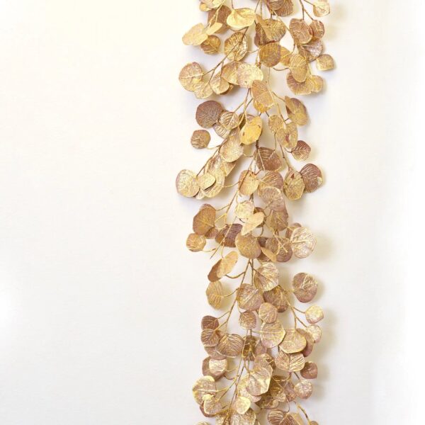 Close-up of greenery along the garland on this Bronze Gold Brushed Round Eucalyptus Eucalyptus Mantle