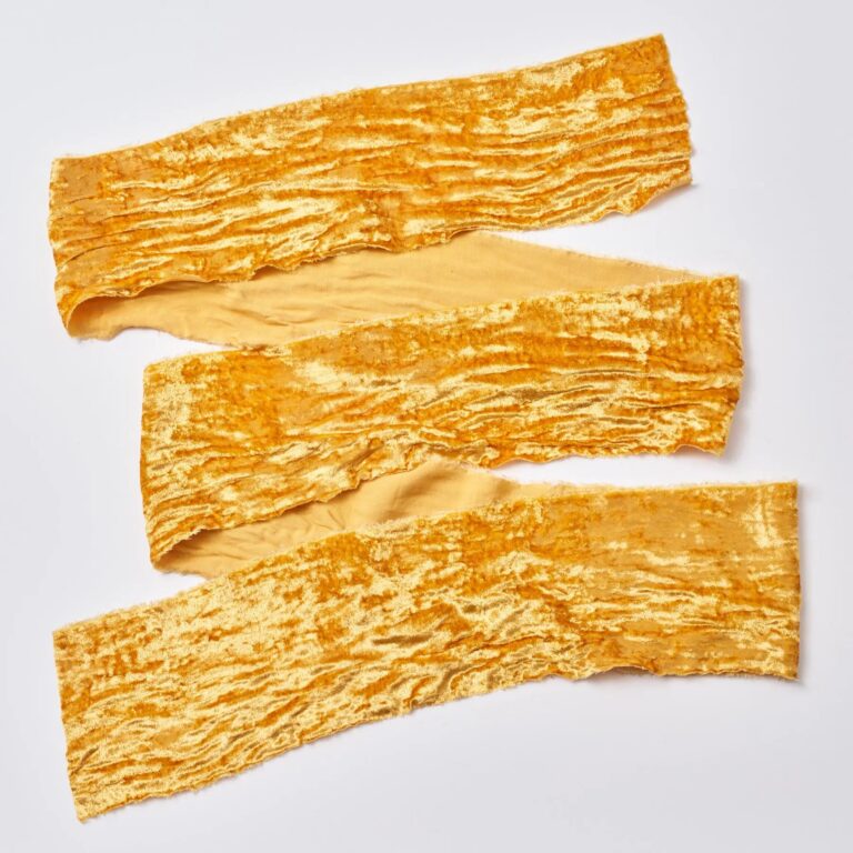 Close-up of blooms and berries on this Golden Mustard Raw Edge Frayed Wide Velvet Ribbon