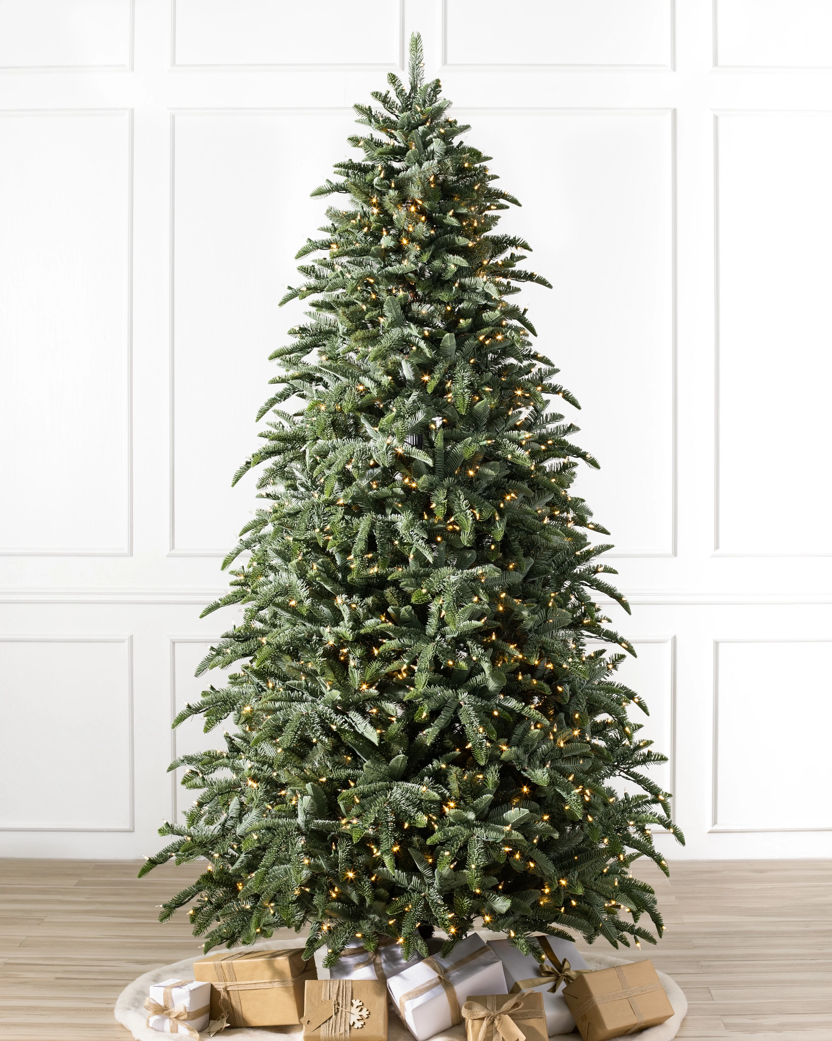 NOB-N_BH-Noble-Fir-Narrow_LEDCA_SSC-10.webp BH Noble Fir Narrow