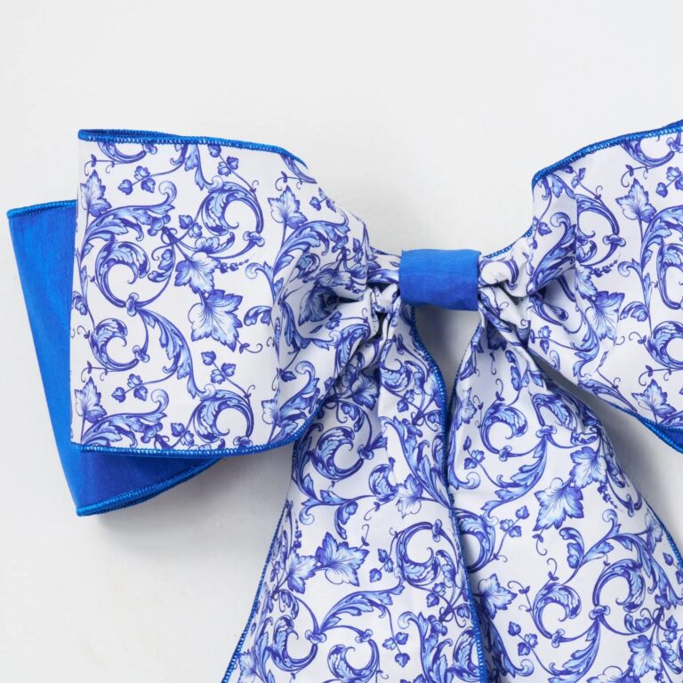Close-up of blooms and berries on this Blue and White Taffeta Acanthus Scroll Chinoiserie Bow