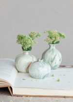 Close-up of vase silhouette detail on this Small Set of 3 Marbled Glazed Bud Vases