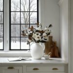 Large White Magnolia Early Spring Design