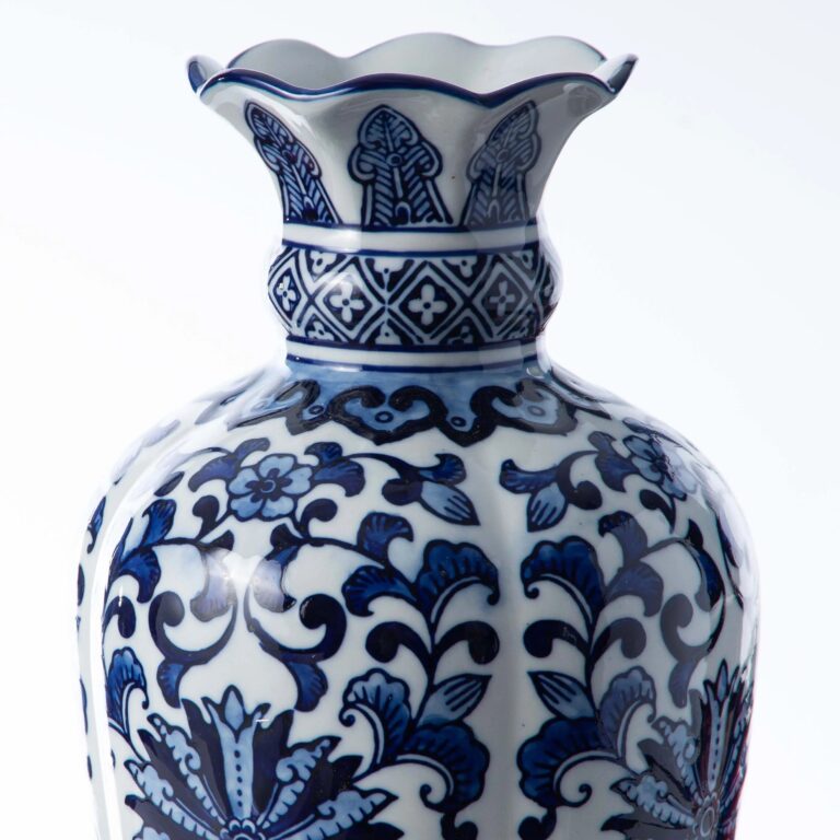 Close-up of leaf foliage texture on this Blue and White Porcelain Chinoiserie Large Begonia Vase