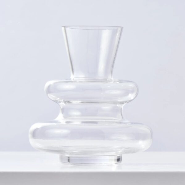 Close-up of vase silhouette detail on this Stacked Clear Glass Totem Style Style Kappa Vase