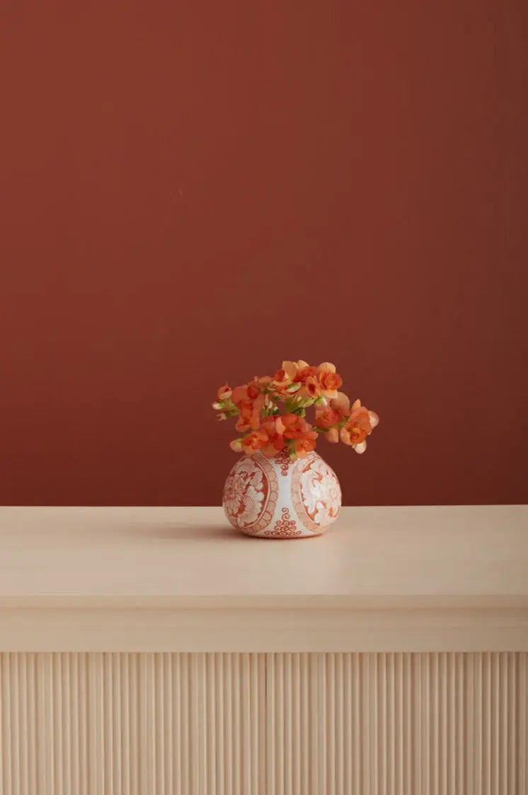 Close-up of leaf foliage texture on this Coral Orange and White Hand Painted Chinoiserie Ceramic